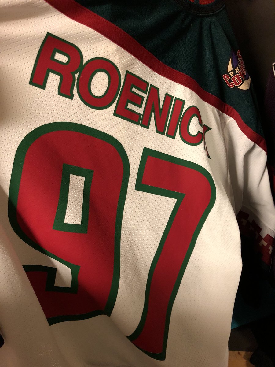 jeremy roenick coyotes jersey