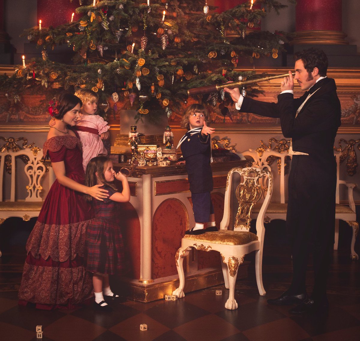 Following huge acclaim &amp; ratings <a href="/ITVChoice/">ITV Choice</a> drama, #Victoria returns for a two-hour Christmas special to be broadcast on <a href="/DStv/">DStv</a> 123 on Christmas Day at 20:00.