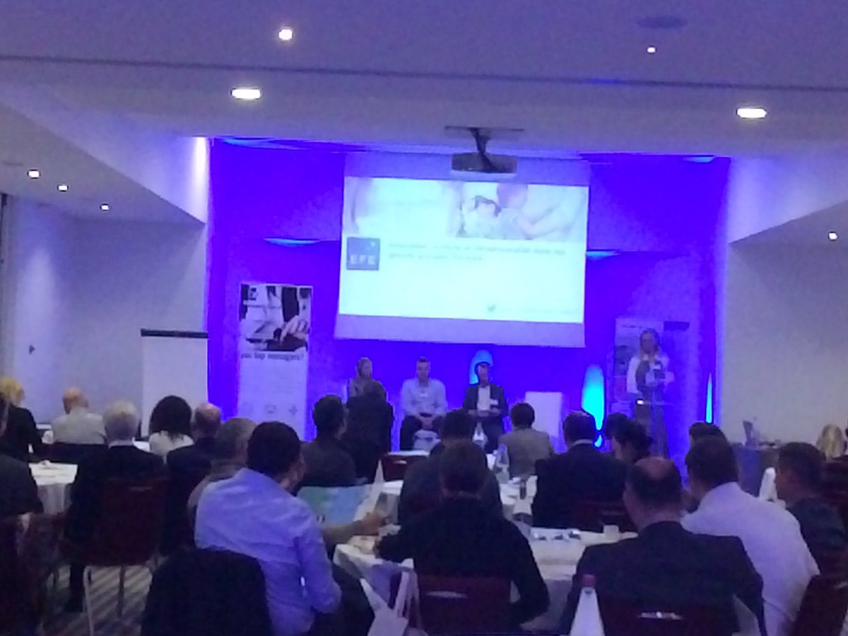 _MarionAubry's tweet photo. Table ronde innovation ouverte et intrapreneuriat dans les grands groupes français avec @AnneChanard Didier Boullery @DuFaust @setolivier #PIM2017 https://t.co/66lj5LPJA2