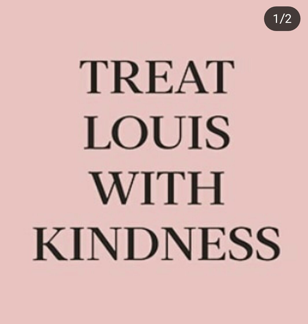 _cherryvol6's tweet photo. Treat Louis with Kindness
#LovesforLouis https://t.co/3Gq3nU53Zw