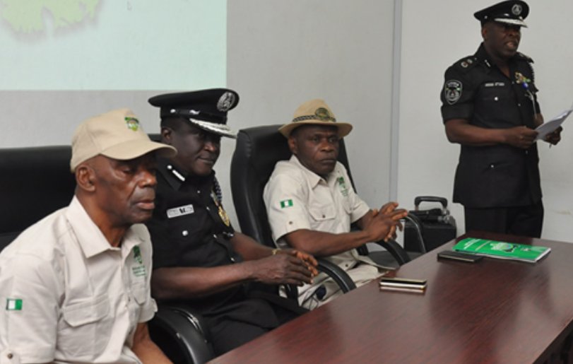 NTANewsNow's tweet photo. NESREA Strengthens Partnership With Police On Environmental Enforcement

https://t.co/rUX2LVPc8q https://t.co/NT9dU0AZAI