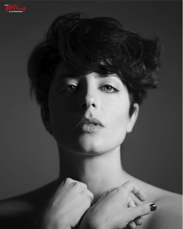 .<a href="/Barbara_Lennie/">Barbara Lennie</a> en los #RetratosPLATINO de la mano de <a href="/SergioLar10/">Sergio Lardiez</a>. En una hora la actriz anunciará los nominados a los #Goya2018. ow.ly/LFNN30hc3K3