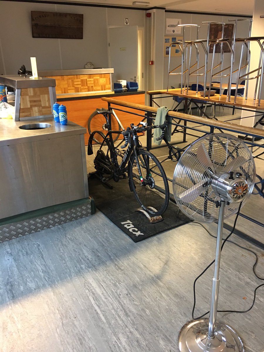 Als het weer de grootste spelbreker is zal ik mij maar motiveren tot de kickr 😱😕😅