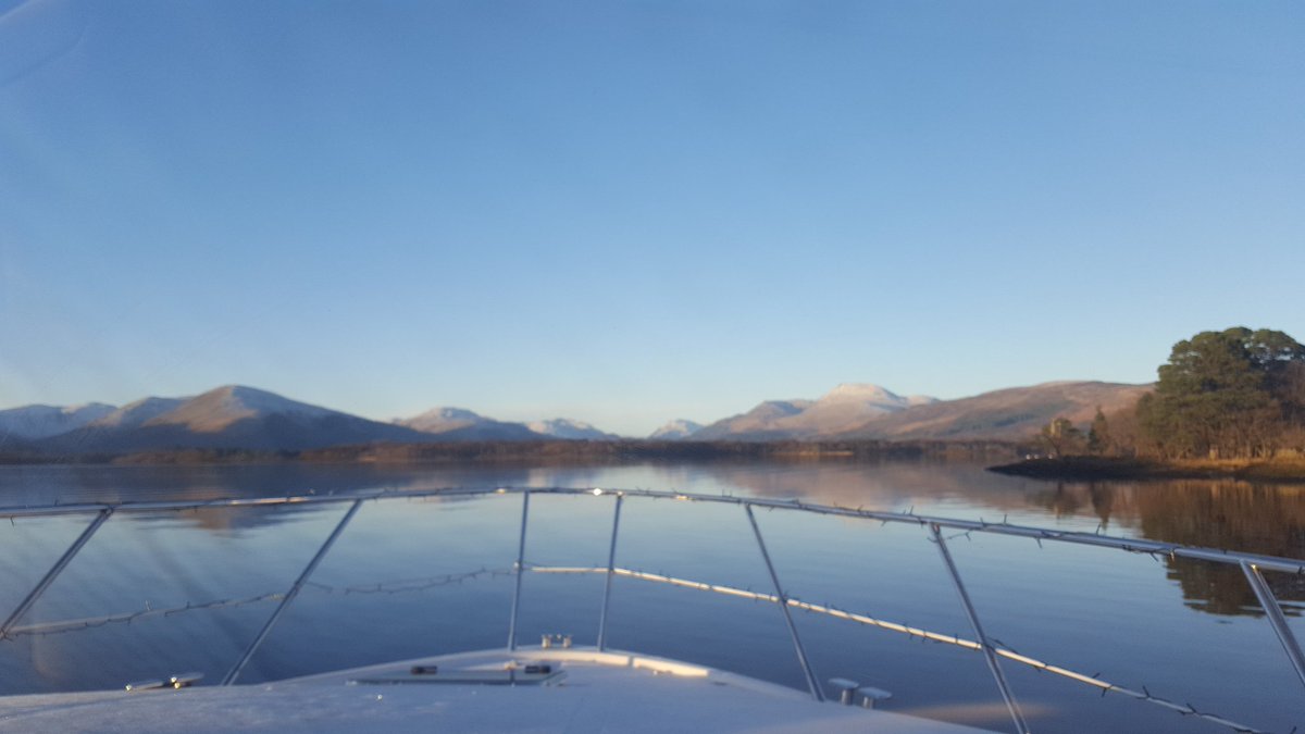 SibleyCollette's tweet photo. #celticwarrior #scotland #LochLomond #Champagnecruise https://t.co/HPNhnk5qMj