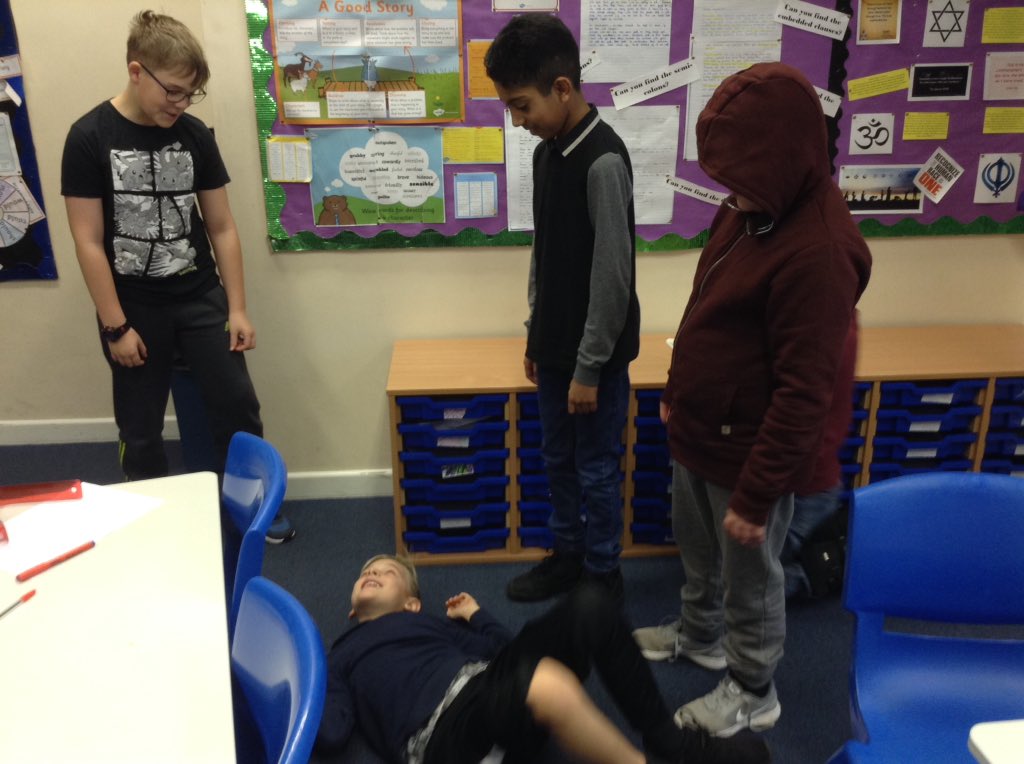 Year 6 are exploring what they already know about bullying for their first session today <a href="/StBedesMiddle/">St Bede's Catholic Middle School (Academy)</a> #smsc #education #bullying #freezeframes