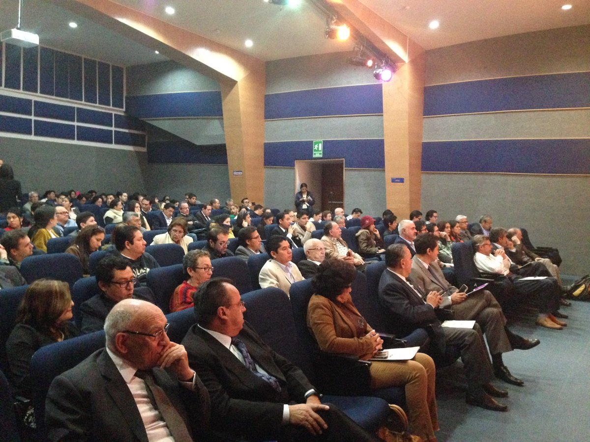 EduSuperiorEc's tweet photo. Inicia evento de lanzamiento de la convocatoria para la inclusión de revistas ecuatorianas a la colección "En desarrollo" de #SciELOEcuador, con la participación de la subsecretaria @XimePonceLeon https://t.co/ox1Jj0jKnt