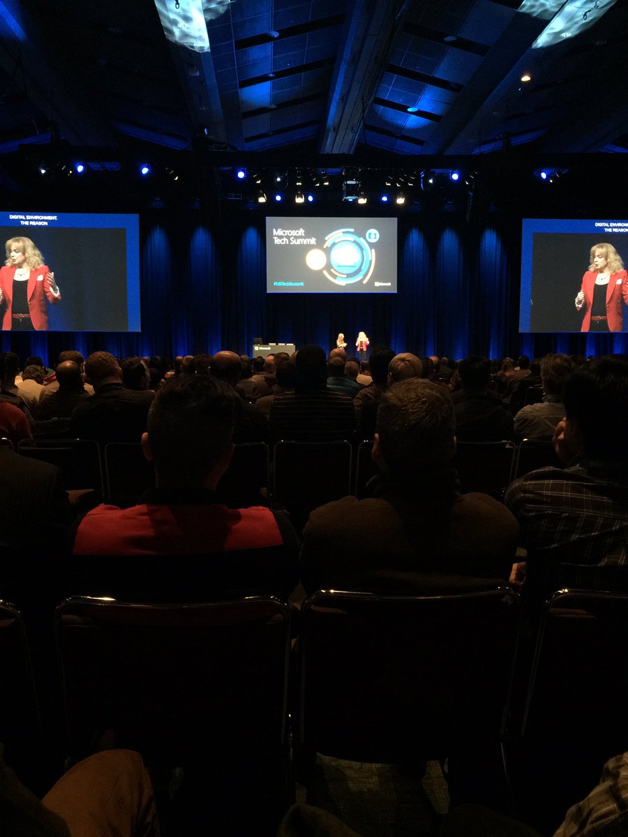 RoyKimYYZ's tweet photo. Keynote at #mstechsummit. #toronto #azure #microsoft355 https://t.co/aM9joQ9SQB