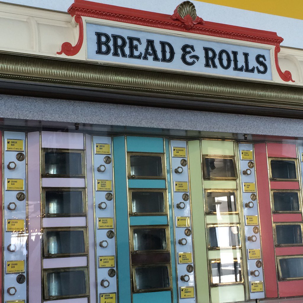 The future of the #automat is here. <a href="/eatsa/">eatsa (Now Brightloom)</a> @fastcasual  #automated #fastcasual fastcasual.com/articles/wow-b…