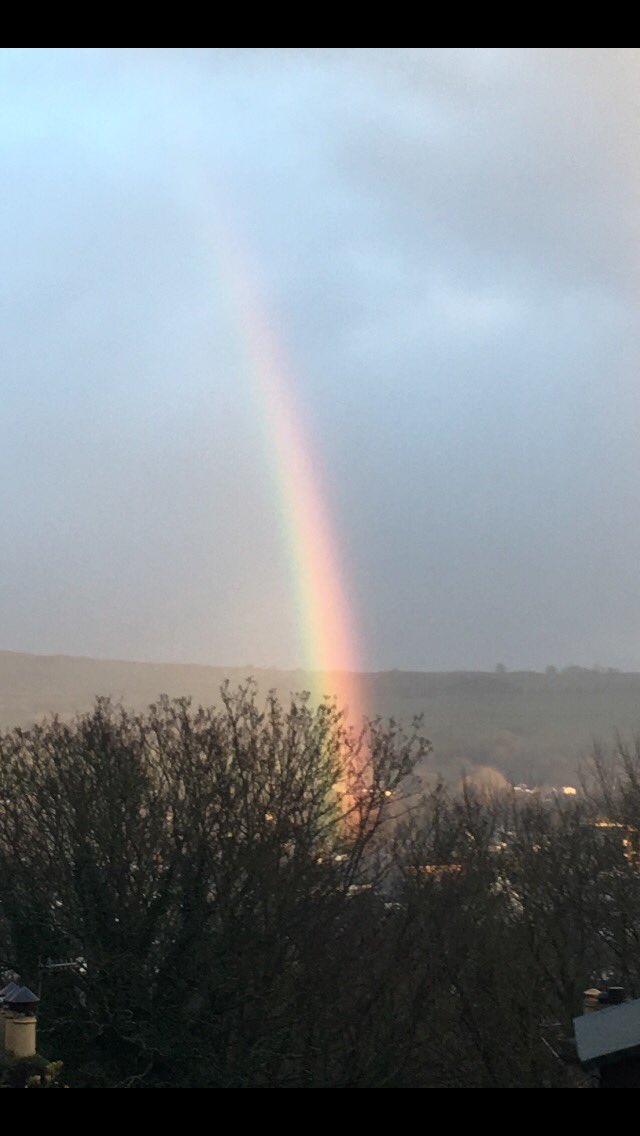 Janeca75's tweet photo. View from the kitchen window @CumbriaWeather #LakeDistrict https://t.co/DiPqP0IbV3