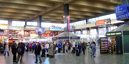 StMungos's tweet photo. We are fundraising for Christmas Day lunch at Euston station for homeless people, you can donate here: https://t.co/63FkpGirzP https://t.co/eCjV44Ei4C