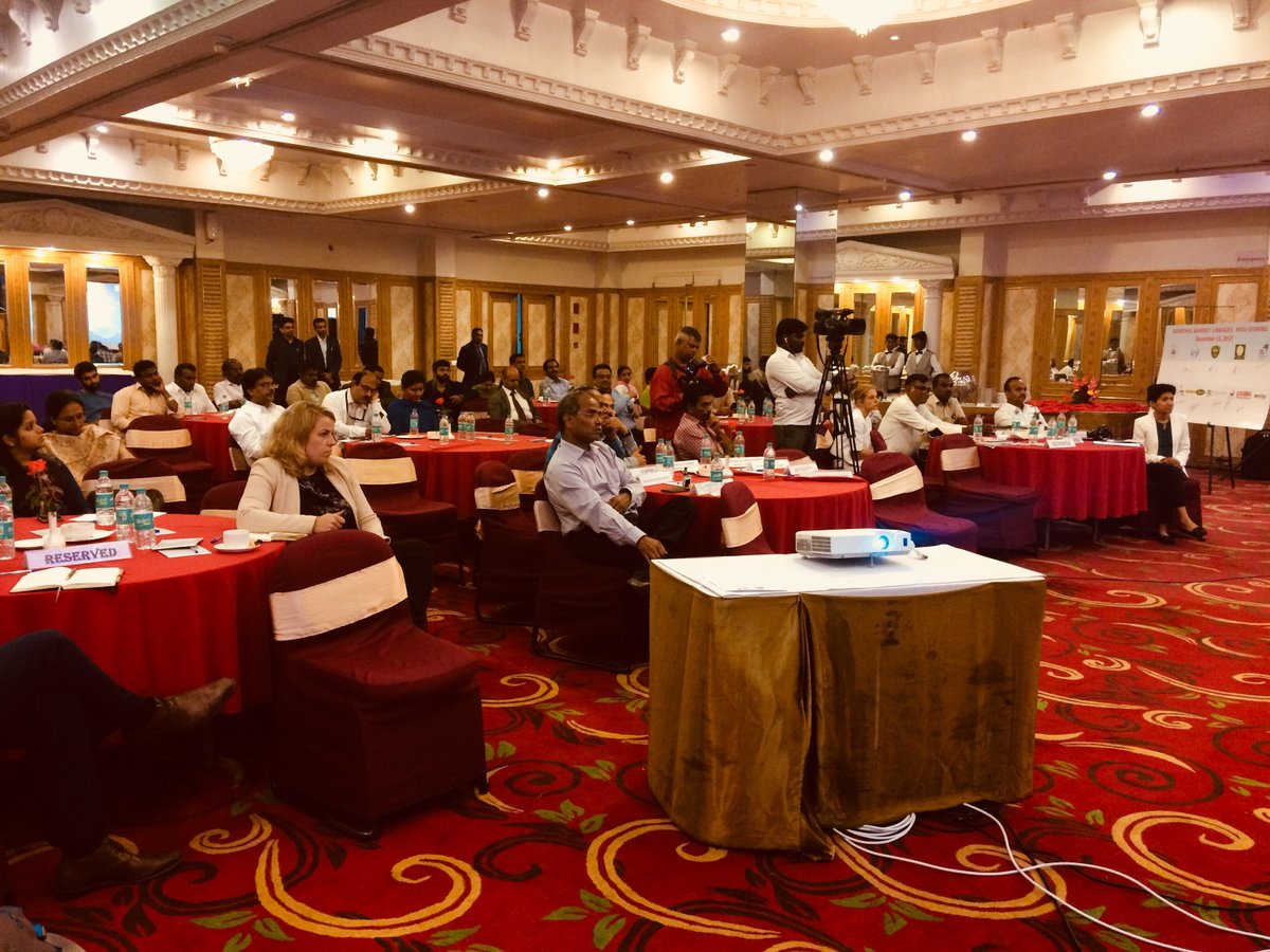 Sannam_S4's tweet photo. Ramthal DMAC (Drip to Market Agro Corridor) Wave 2 Workshop in action @BastianMoh @LindaRomijn @2030WRG @Larivegroup @bharatrampal @DaviniaLamme @RochiKhemka @gapatki https://t.co/DtST5OL0x2