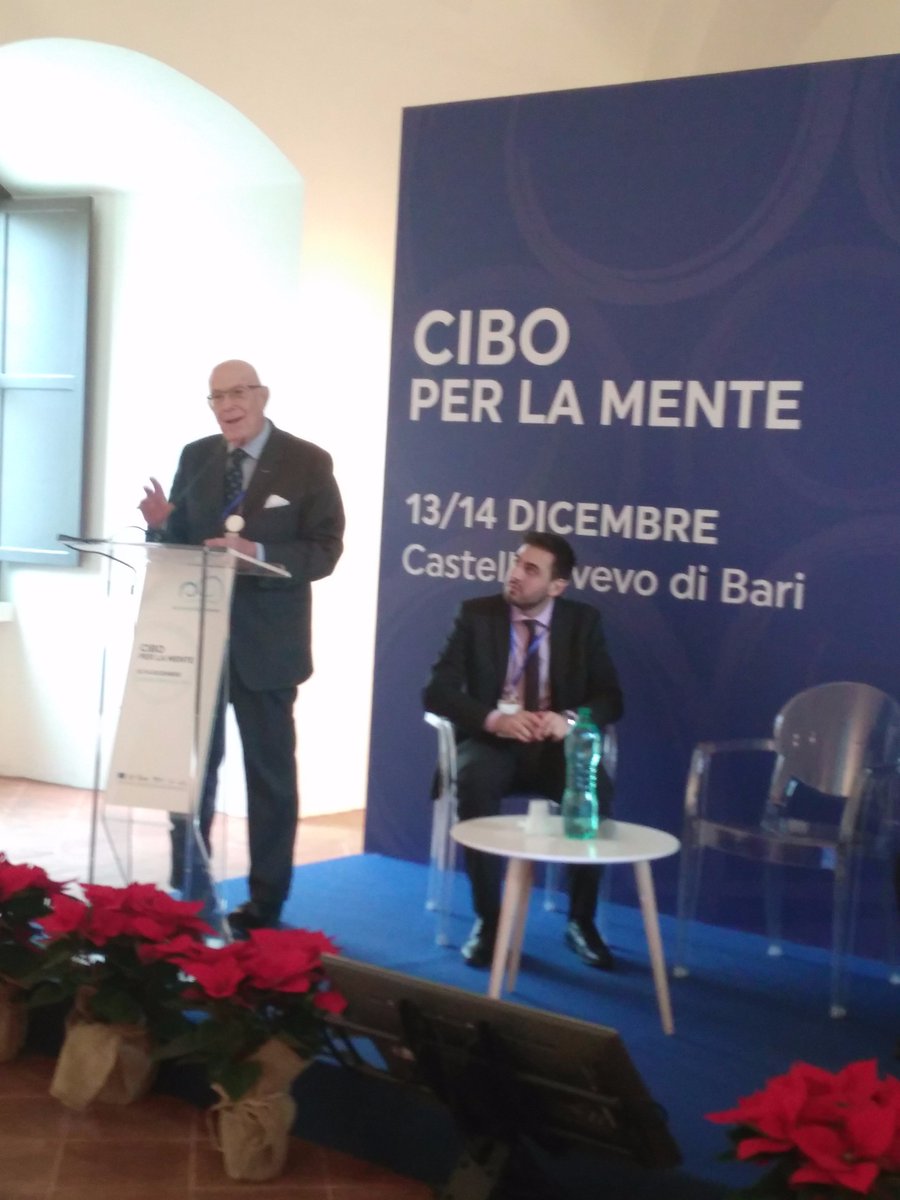 FondazBrodolini's tweet photo. Mario #Boselli @cameramoda settore di punta che concilia creatività e innovazione tecnologica che guarda al futuro #incontrorrente https://t.co/RWBHHrJiHz