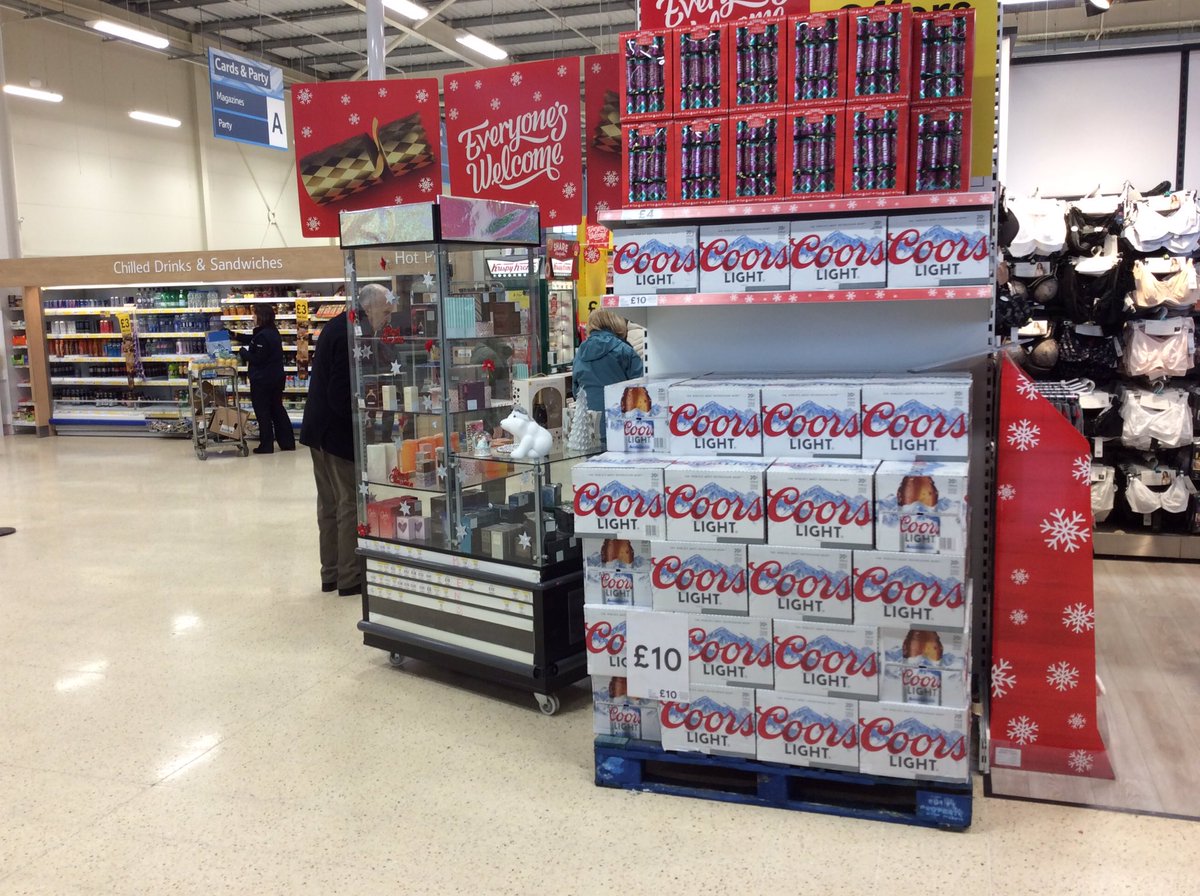 PowerforceMC26's tweet photo. Prime FOS location for Coors Light in Tesco Haydock but an even better price! #COPintochristmas https://t.co/5JZ4Qa5kRp