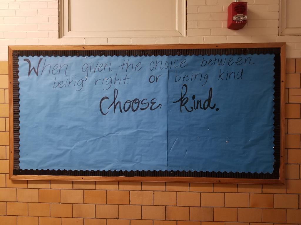 MynamesandreaSo's tweet image. 6th, 7th grade students and staff at @BPSEdwards are excited to go on Field Trip and watch Wonder.  #TeachKindness #ChooseKind