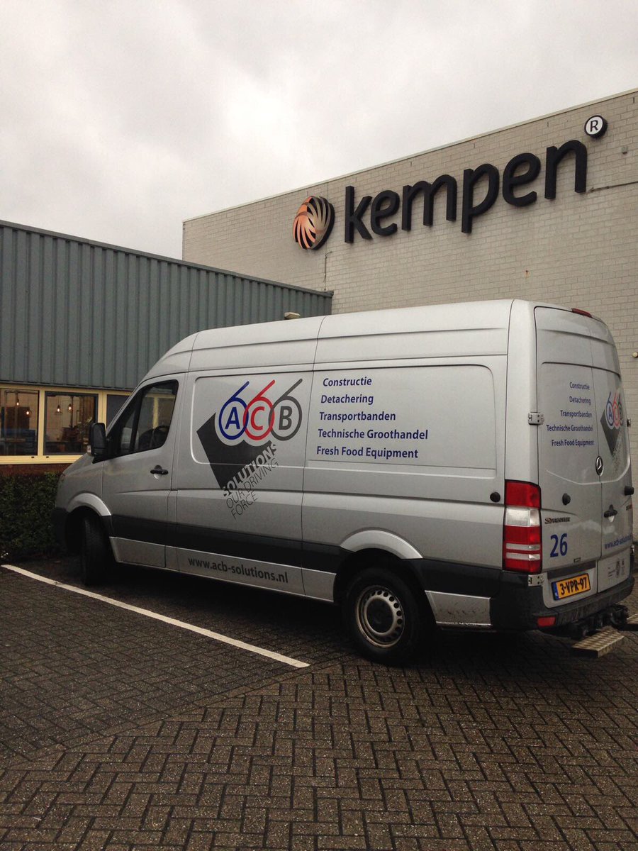 Trots op wederzijdse samenwerking tussen <a href="/ACBtransportban/">ACB Transportbanden</a> en <a href="/KempenComm/">Kempen Creëert</a> 👍 Vanmorgen gebeld en binnen 4 uur gerepareerd #topservice #werktdirect