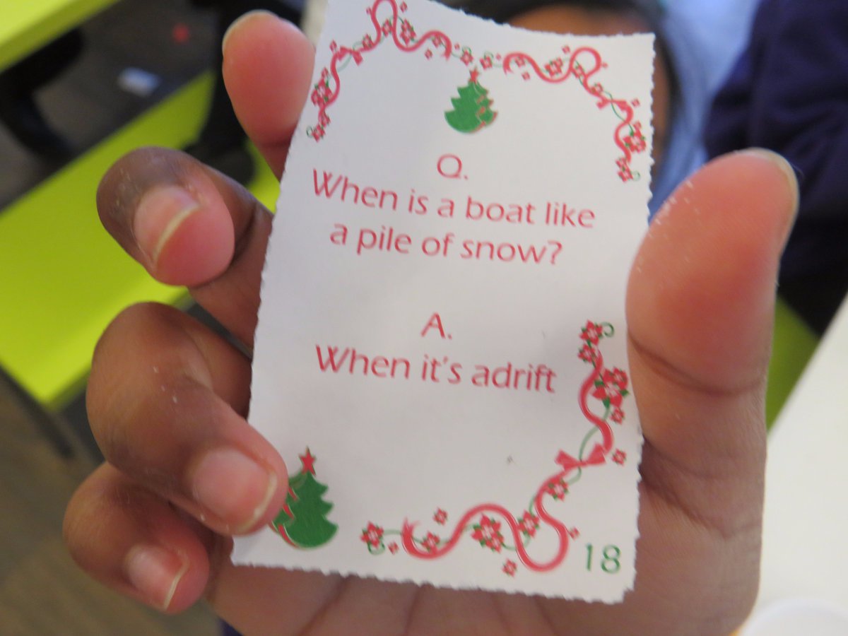 RamridgePrimary's tweet photo. Christmas Dinner is in action! The party hats are out, the crackers are being pulled and the children and staff are enjoying some delicious food! #christmasdinner #festivejoy #pullacracker https://t.co/bdZ7Emu58b