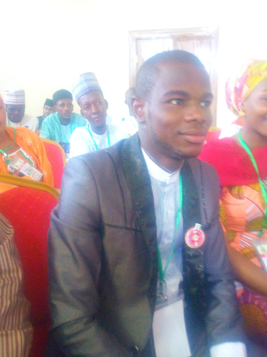 BornoMedia's tweet photo. @comrademahmud Secratery General of Borno Social Media Frontiers @ Day 3 of New Media workshop in Maiduguri, themed: Utilizing New Media 4 Humanitarian & Developmental Reportage Organized by @NePcni @vsfnigeria #PCNIVSFHumDev #NewMaiduguri #RisingBorno #NotAnotherNigerian https://t.co/z31wTrxRVT