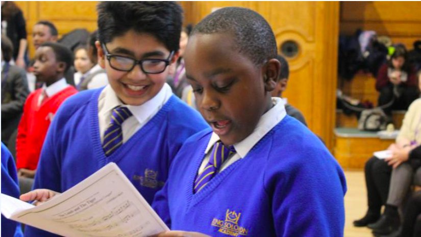 marvellousmeapp's tweet image. Interesting read via @tes on how singing lesson&apos;s for male pupils transforms them #connected #expressivelearning 
://ow.ly/Dlw030hc0BE