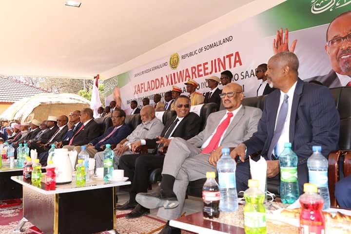 Yjeoa's tweet photo. @musebiihi inauguration
President-elect of the #Somaliland Republic, which will be five years in accordance with the Constitution
#SomalilandDirection
#SomalilandElections https://t.co/CK2wRVfeTD