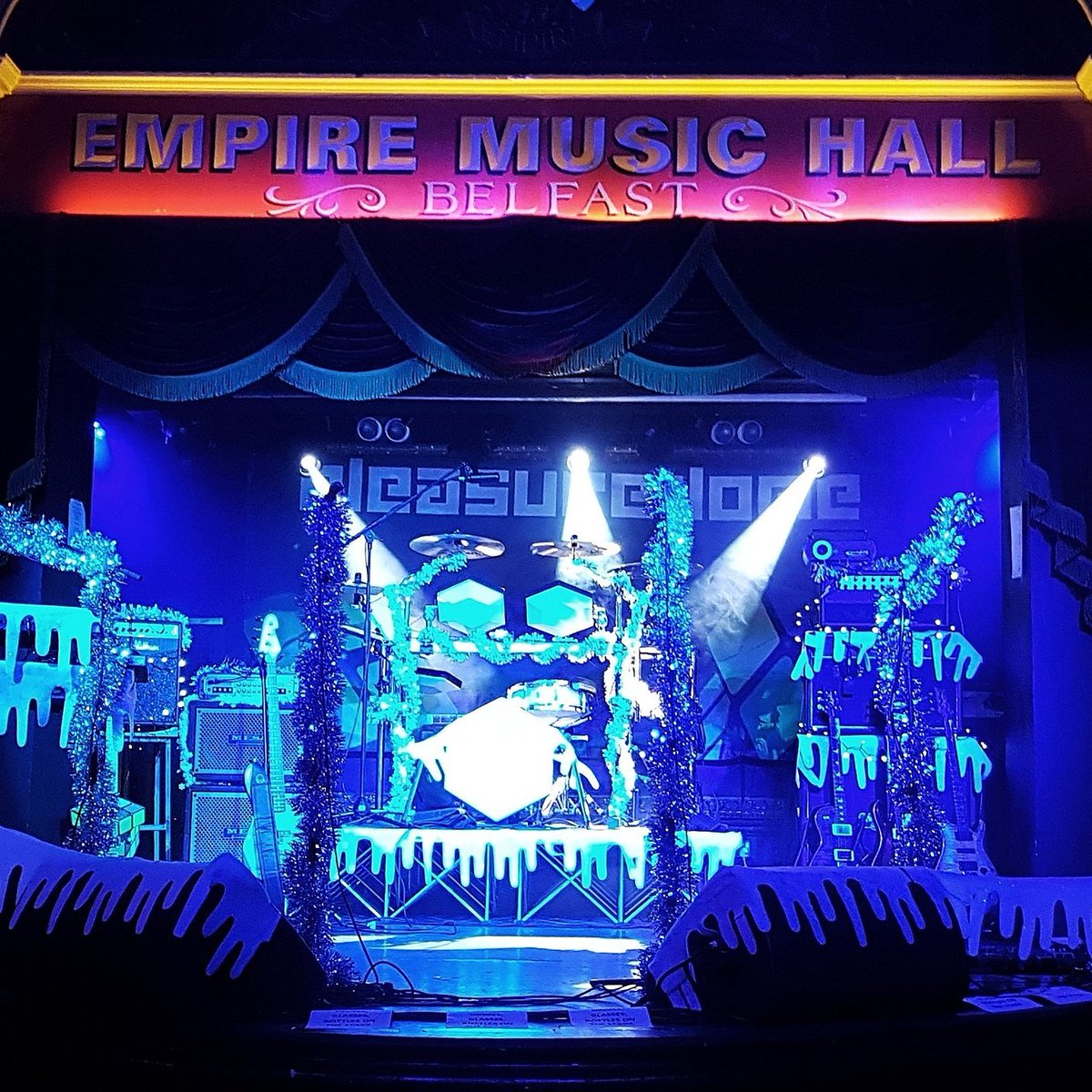 belfastEmpire's tweet photo. We've the stage times for tonight's @SikthOfficial show tonight. 
Doors 7:30pm
Altus 8pm / 8:30pm
@DrakonisNI  8:45pm / 9:15pm
@75TonnesOfBeard  9:30pm / 10:00pm
SikTh 10:15pm https://t.co/YfHVQDQvkr