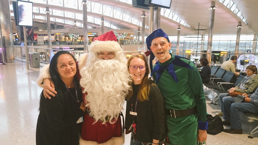 Pop in over the Christmas period and you might be lucky enough to meet Santa!!! <a href="/HeathrowAirport/">Heathrow Airport</a> #HeathrowTerminal2 🎄🎅