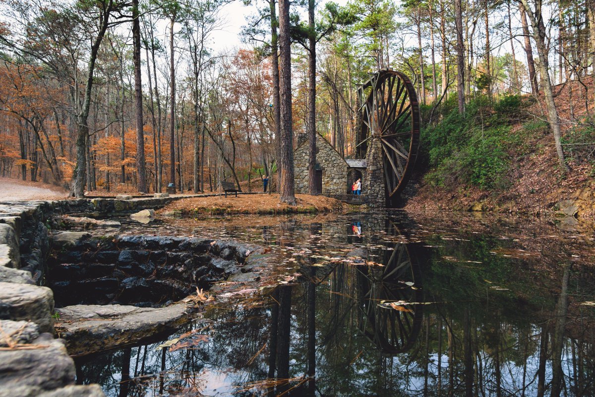 The Old Mill at Berry College
#waterwheel #binded #ThePhotoHour