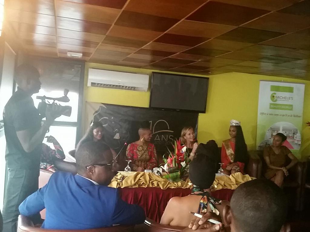 Douala_CKoment's tweet photo. "Le côté caritatif est important dans toute entreprise" la comtesse Marie de Tilly. #DLACK #MICHELESCORPORATION #CKOMENT https://t.co/lHQqWEDigl
