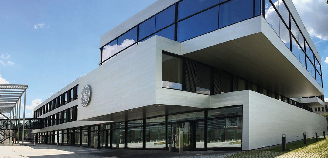 GEAdditive's tweet photo. All shook up: From Elvis’ car to jet engine parts, 3D printing is sweeping manufacturing. This new GE center will help companies catch up. #ExperienceGEAdditive https://t.co/9rRMidAopL https://t.co/w82vhP0pTP