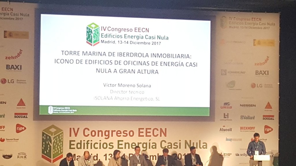KnaufInsulSpain's tweet photo. Victor Moreno de @isolana1 nos presenta la Torre Marina, proyecto #breeam en #Barcelona
#CongresoEECN4 https://t.co/OaqIYPXfh6