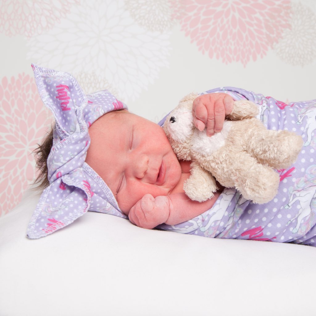 JackieRayna's tweet photo. #NewProfilePic #newbundleofjoy https://t.co/gqWjPEYy5J
