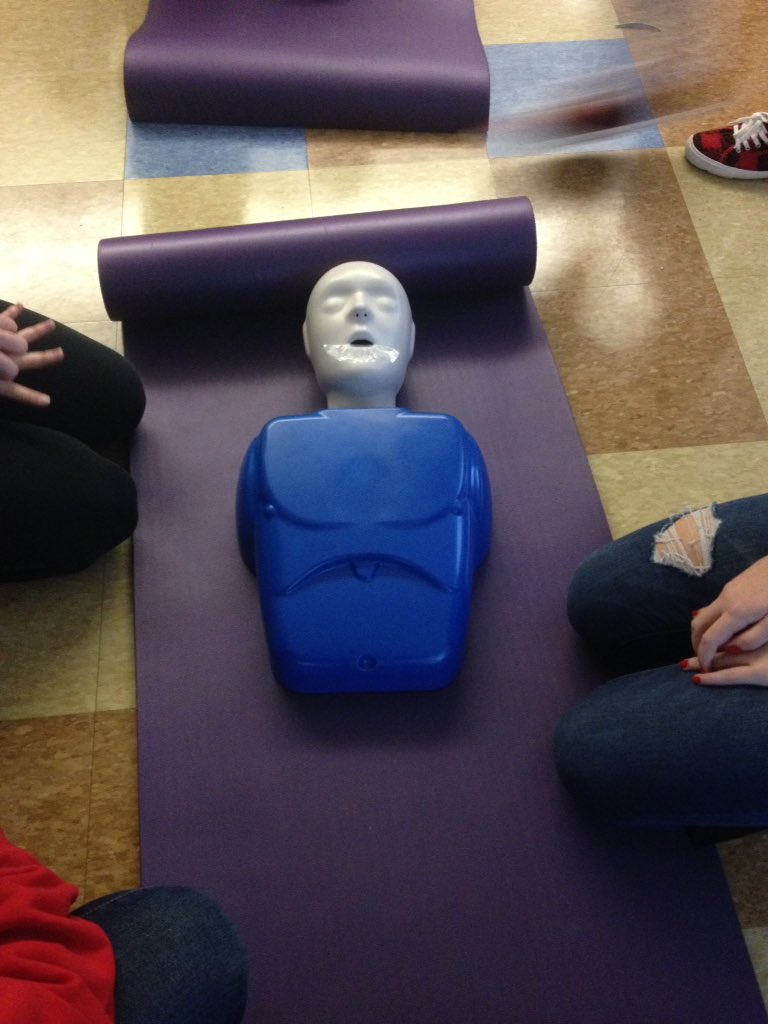 CPR/RCR practice with health and French classes has begun :) #French #WHS #interdisciplinary #collaboration