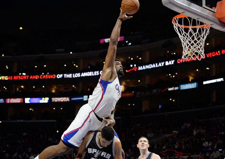 ライ坊 一番好きなnba選手はデアンドレジョーダン ダンクが化け物みたいにかっこいい でもそのかわりフリースローは全く入んない 笑笑そこが可愛いところ笑笑でもね手がでかいからシュートをうまくコントロールできないの 下手なんじゃないよ 笑笑 一