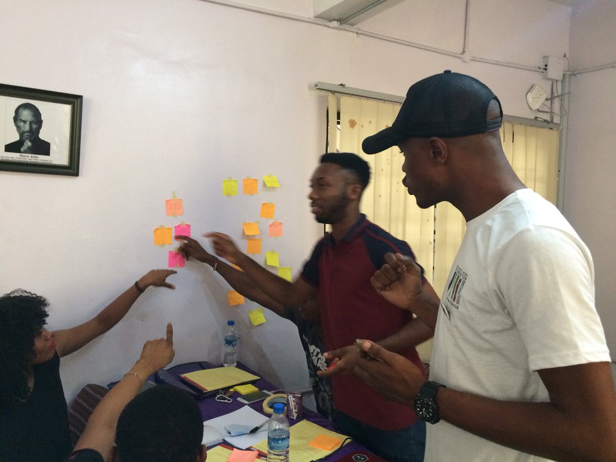 KSIHub's tweet photo. Participants designing the different features of their Apps, and Facilitator @Ginowinne going round to inspect and put them through.

#UXMasterclass #Google #KSIH #UKCSSF https://t.co/yw5LHBPXKI