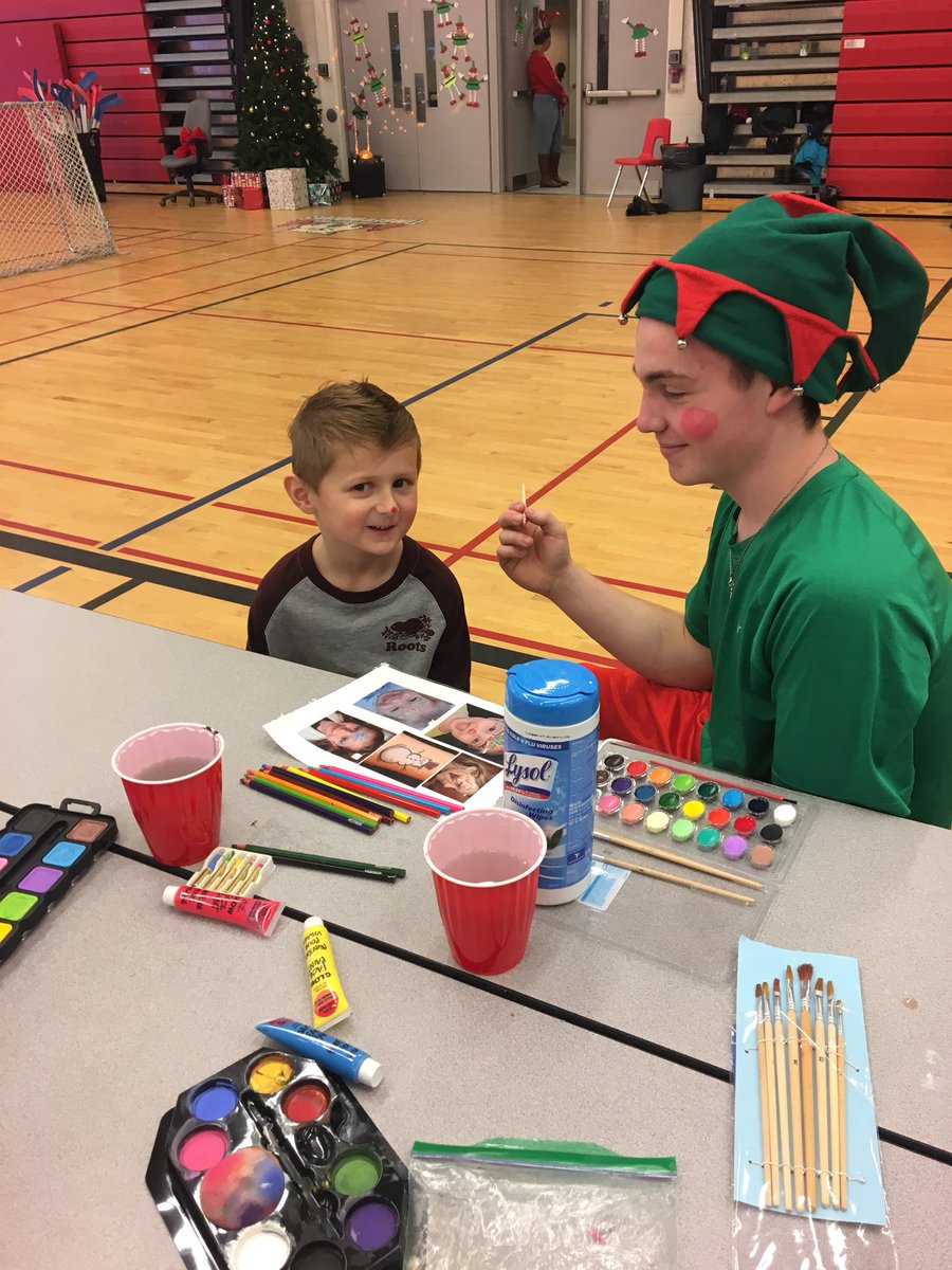 Jen Mansfield-Oehm (@msmansfieldoehm) on Twitter photo Parenting class brings holiday joy to mini Timberwolves <a href="/NPSSnews/">Nottawasaga Pines</a>🎄 Thanks @umap03 for filling in for Santa🎅🏼#scdsbdifference Parenting class brings holiday joy to mini Timberwolves <a href="/NPSSnews/">Nottawasaga Pines</a>🎄 Thanks @umap03 for filling in for Santa🎅🏼#scdsbdifference