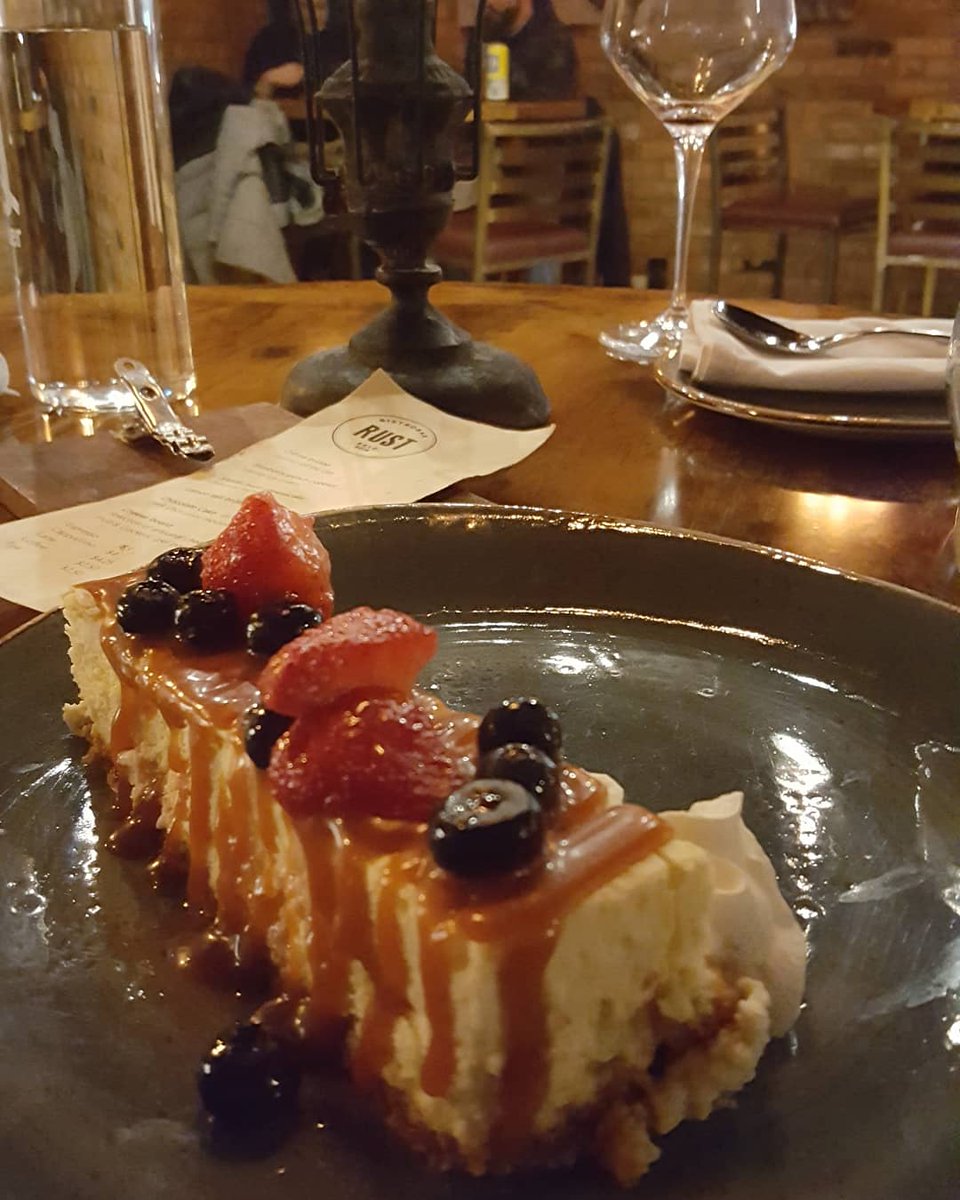 PolarBearDip's tweet photo. Great dining @RustBistrobar! Courage #PolarBearDip For World Vision clean water projects is thankful to Rust Bistrobar for donating $3 of every bottle of Q Water purchased to the 33rd annual largest Polar Bear Dip for charity New Years Day 2018 at Coronation Park in Oakville 🇨🇦 https://t.co/jehdv7rxkZ