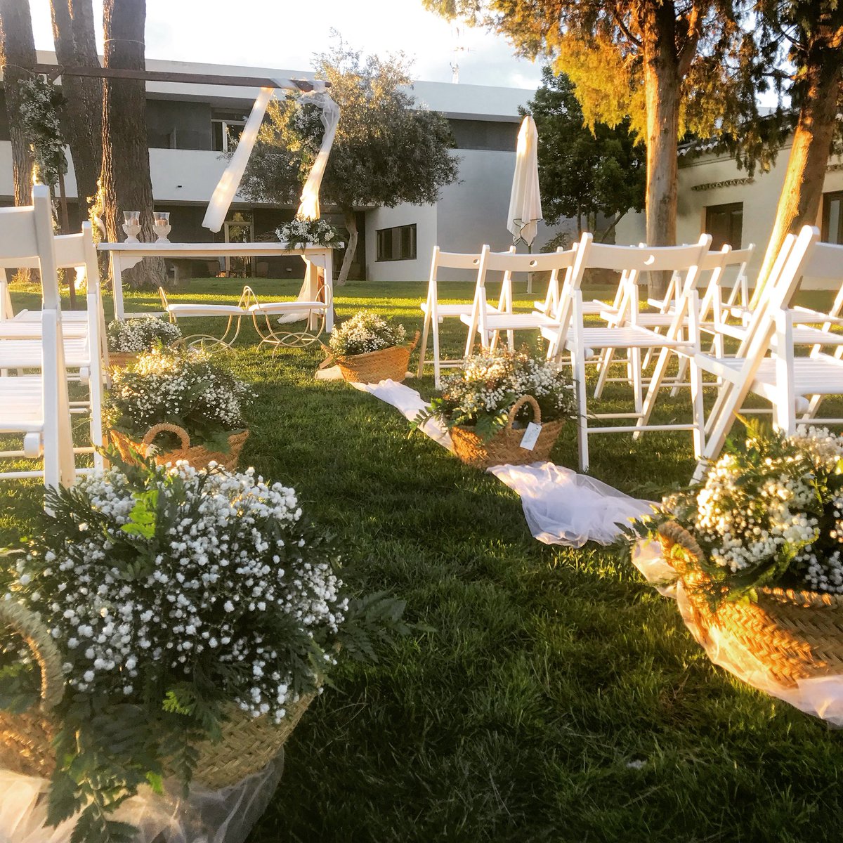 Sí. Quiero 👰💍🤵#bodaeneljardin #boda #bodas #bodascampestres #bodasalairelibre #ceremonia #ceremonialwedding #ceremoniadeboda #bodaconencanto #bodachic #bodavintage #wedding #weddinginspiration #weddingidea #weddingreception