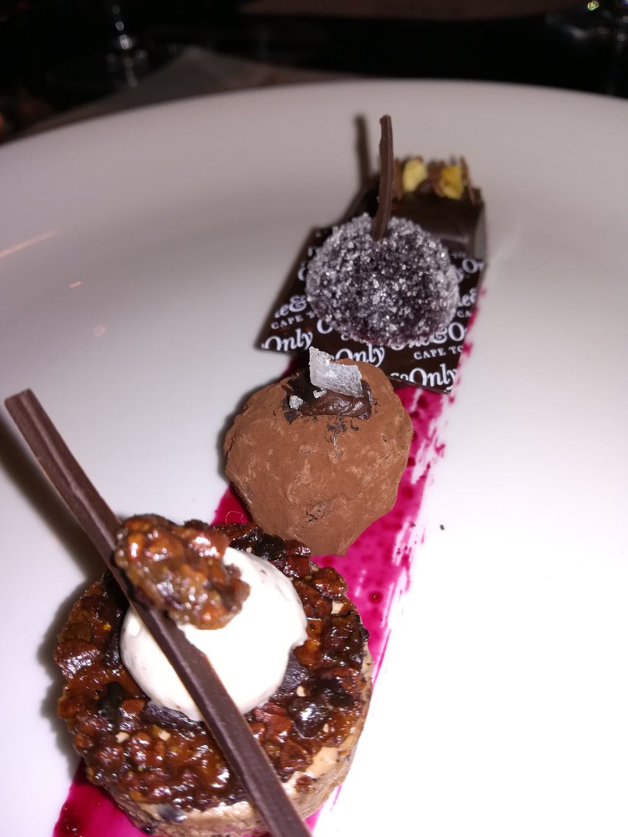 OLMEGA's tweet photo. Chef&amp;Vine|Oneric at Reuben's @OOCapetown Dessert #PairingIsCaring https://t.co/YfniMQbz4v
