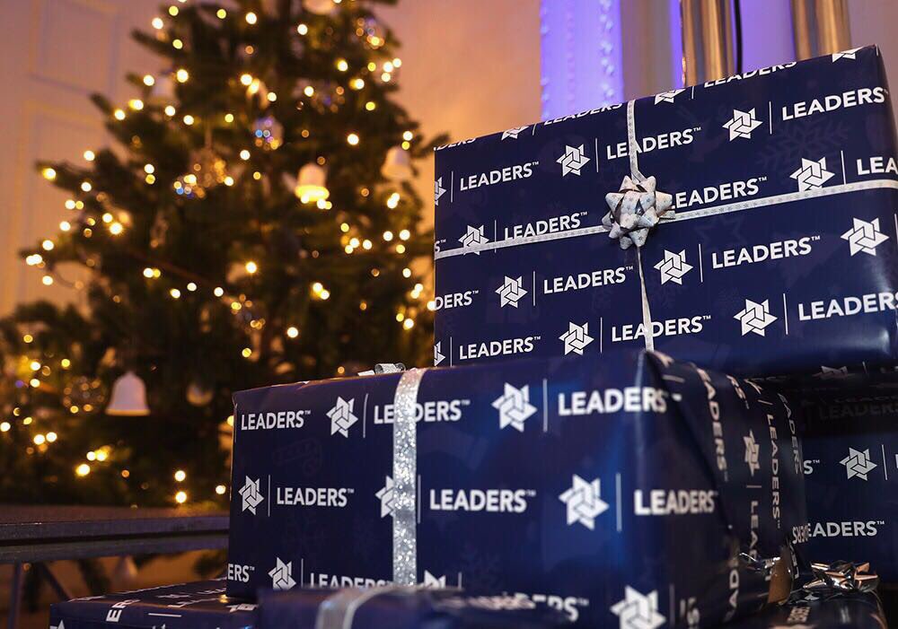 SodexoPrestige's tweet photo. Great set up for the @LeadersBiz event @TheKeepersHouse by our friends @peytonevents #sportnetworking https://t.co/6LdSmYs8B1