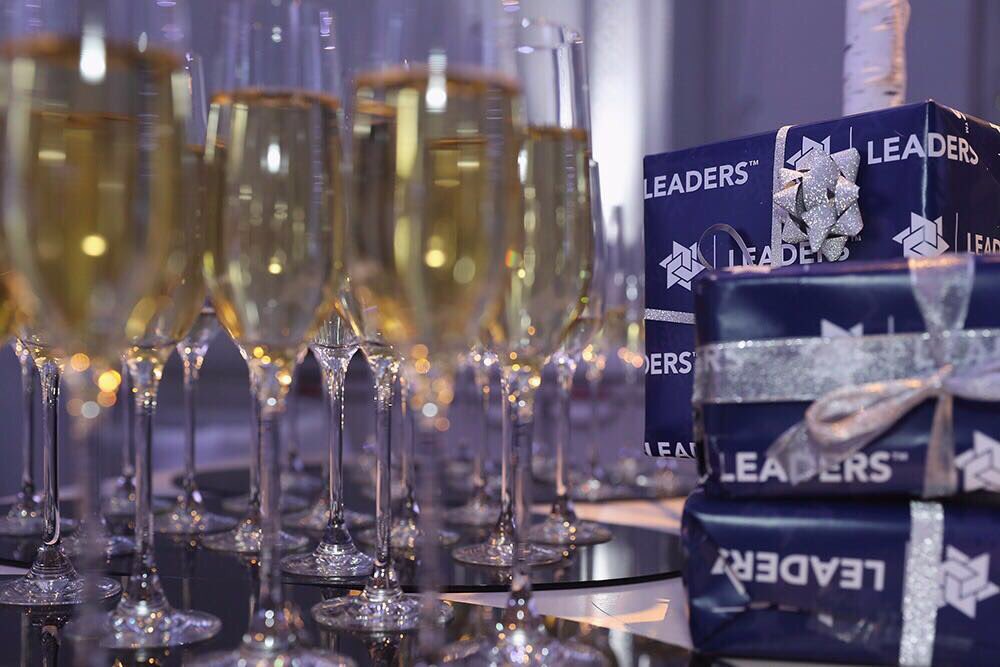 SodexoPrestige's tweet photo. Great set up for the @LeadersBiz event @TheKeepersHouse by our friends @peytonevents #sportnetworking https://t.co/6LdSmYs8B1