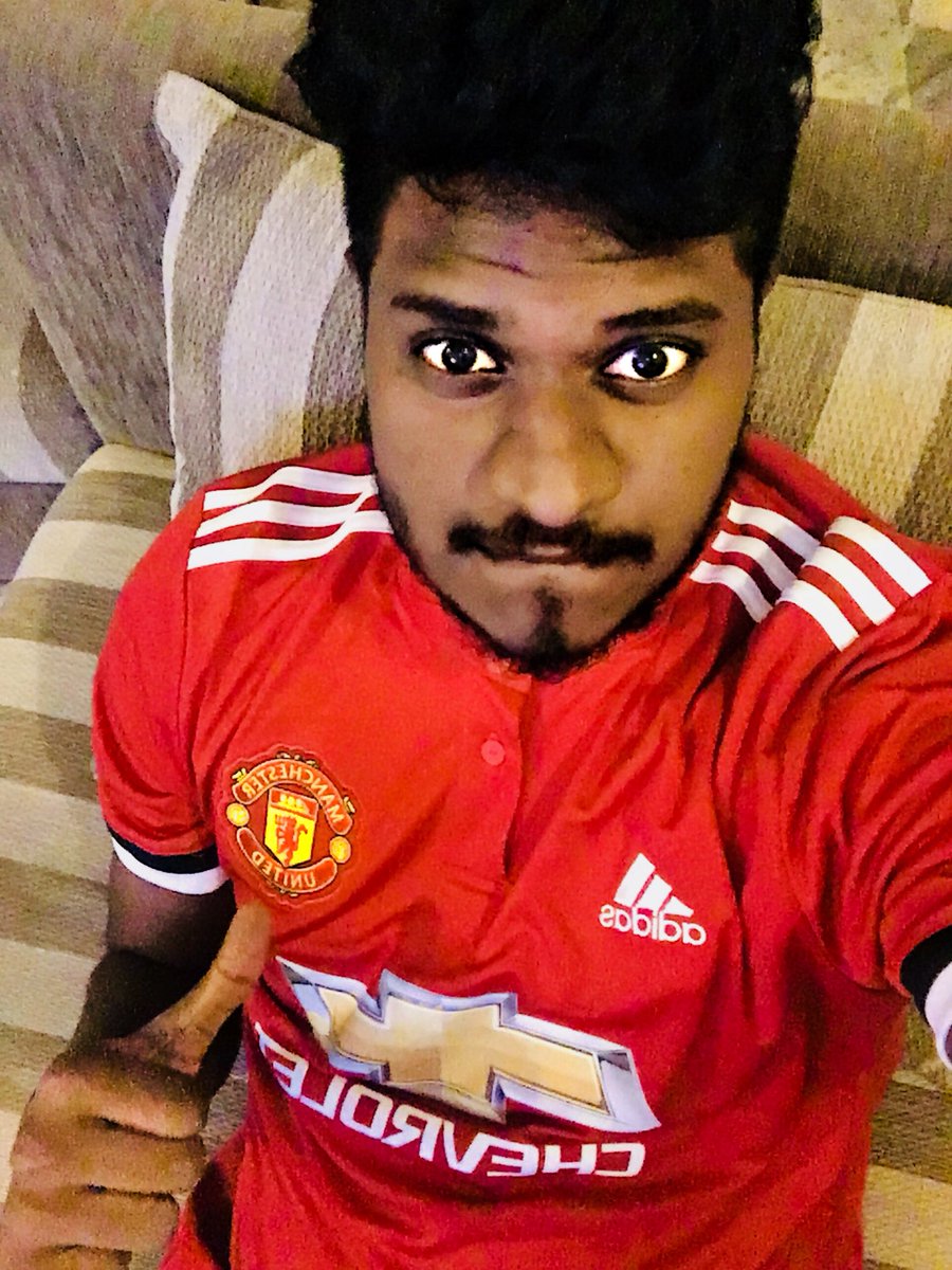 manojprasath94's tweet photo. Ready For the Game !
@ManUtd vs @afcbournemouth
Come on Boys ! ๐ช๐ฝ๐ด
From Sri Lanka ๐ฑ๐ฐ
#ggmanunited #mufcarmy #mufc #ManchesterUnited https://t.co/F6nrvSDxGA