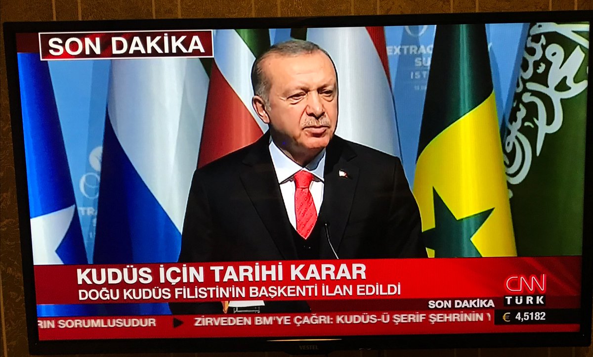 yaseminvedemir's tweet photo. Evet nihayet Kudüs için gerçek ve özgüveni yüksek bir adım atıldı, İslam İşbirliği Teşkilatının 56 üye ülkesinin tamamının katılımıyla Doğu Kudüs Filistin'in başkenti ilan edildi. Şükretmek için her zaman bir sebep var.. #QudsIsRedLineForMuslim #kişiseltarihimenot https://t.co/FJiK2HhduZ