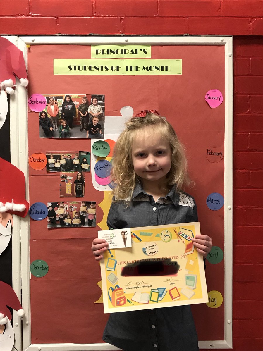 BSDThirdStreet's tweet image. Finally got to get a picture of our kindergarten winner for Student of the Month! #seaternation