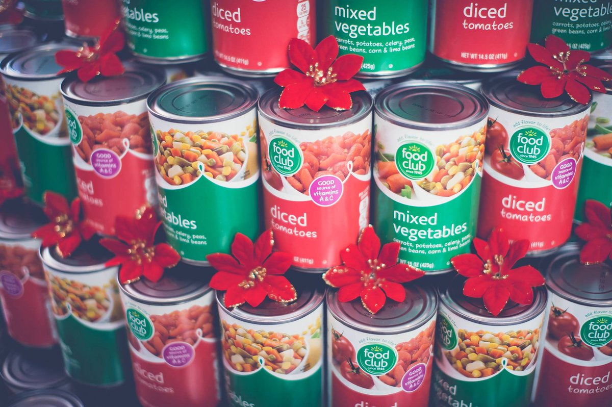 knoxcan's tweet photo. Merry Christmas from the Knoxville Holiday Canstruction Team and @MesserKnox! May your days be merry &amp; bright this holiday season. https://t.co/vYQ3XwNiDu