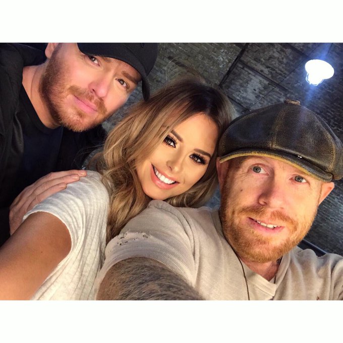 Watch Rhian Sugden's leaked NSFW photo on TwXstars