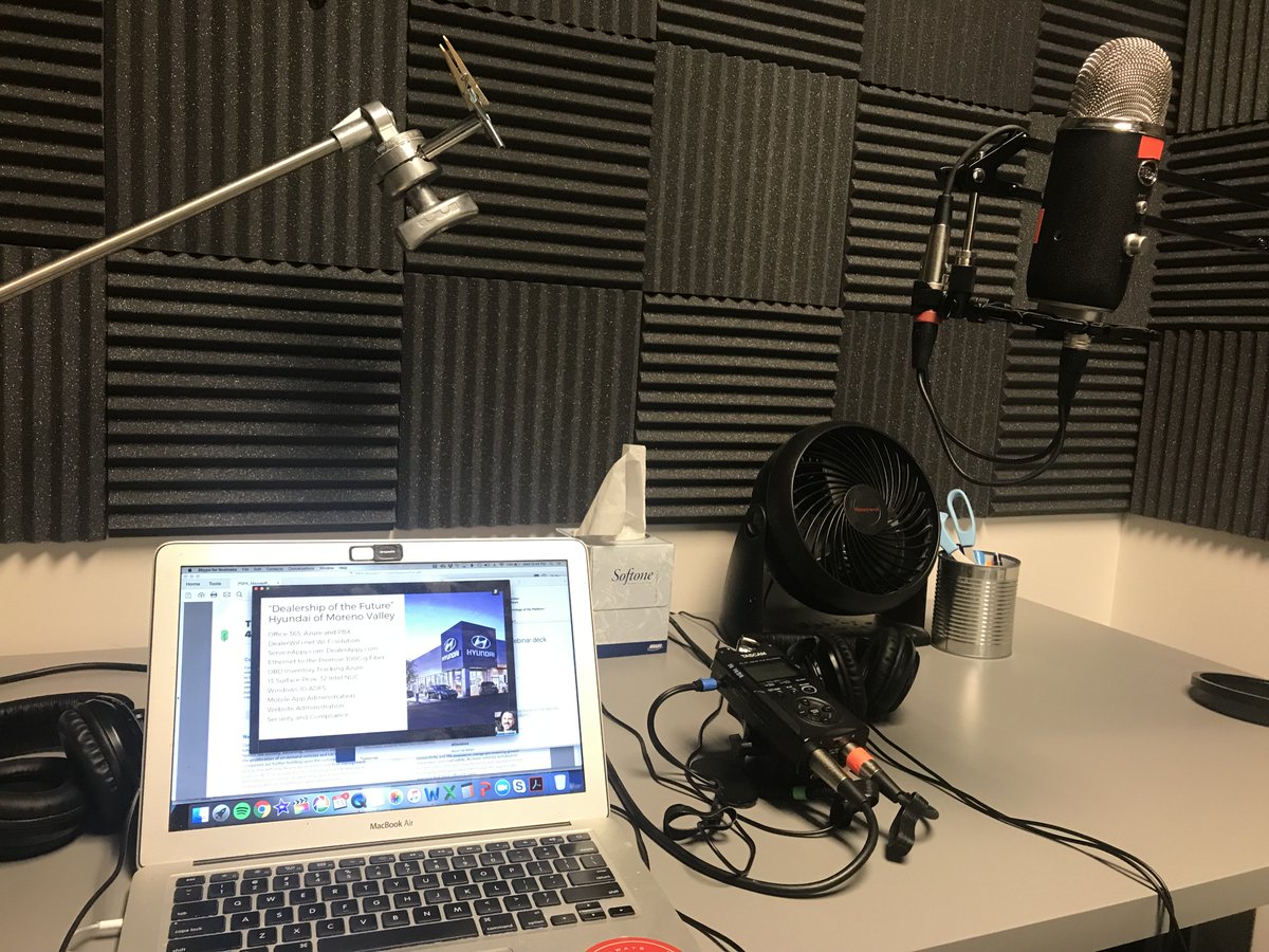 We_Speak_Cloud's tweet image. Going live with our exclusive workshop How High Performing Companies Use Technology! If you have registered, don&apos;t be late! #ryantech #microsoft #skipio