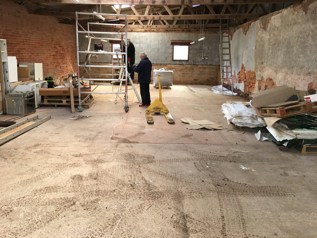 veg_box's tweet image. Years and years of materials ,dirt and dust have now been removed from the old #ClystValleySeedBarn can’t thank @CountyGrounds and Sam Burdick for their help today Day 7 tomorrow is all about the paint  @veg_box new hq @DevonFoodHour @Devon_Hour @diningdevon @devonfoodlovers