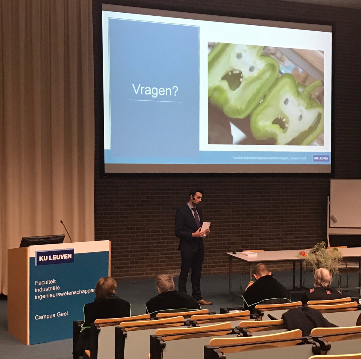 k_oron's tweet photo. Congratulations Mario Frans with your PhD on sustainable disease management in Bell pepper #KULeuven #Campusgeel #Fusarium #SusCroPP https://t.co/aeKooL8aZX