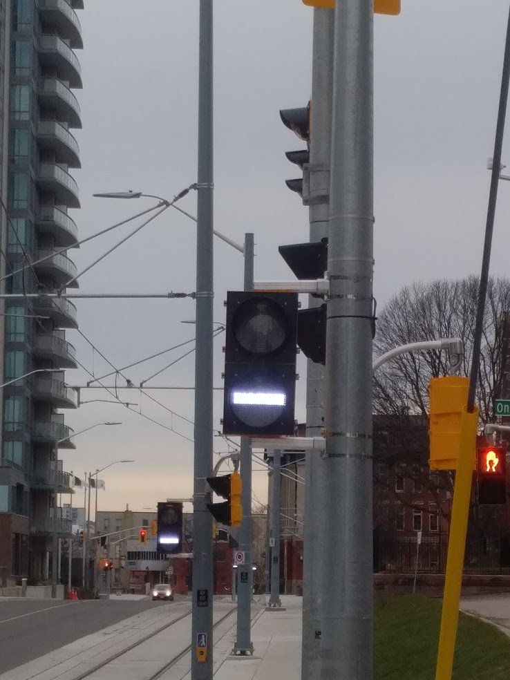 #IONTrainYourBrain Trivia - is this signal for cyclists, drivers, light rail vehicles, pedestrians or all of the above?

- Tag <a href="/rideIONrt/">ION Rapid Transit</a>, use #IONTrainYourBrain in your response
- 1 answer/person
- Trivia closes at 11am tomorrow, Dec. 14
- 6 winners (3 Facebook/3 Twitter)