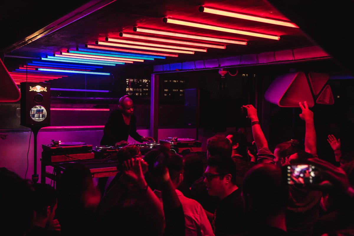 ROCKETSmusik's tweet photo. ¿Te lo perdiste? @DistritoGlobal presentó: Cinta Negra III con JUAN ATKINS https://t.co/fQ3qgRDigz  #DistritoPresenta #CintaNegra #JuanAtkinsCDMX https://t.co/uxBgELf5AM https://t.co/Eftgn1u7ZL