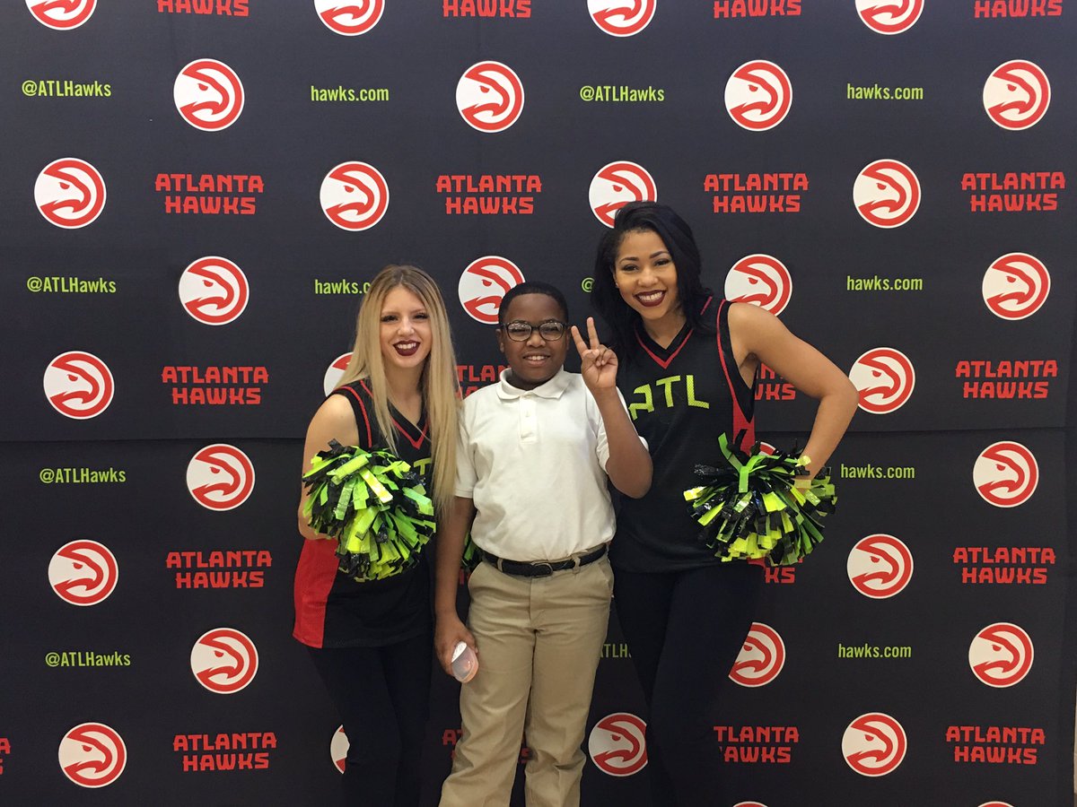 TaylorJonesAPS's tweet photo. #MajicMomentsAPS #TrueToAtlanta @FickettES @ATLHawks @HawksFoundation @CarstarphenMJ @collinsforkids @DWilkins21 https://t.co/zo79N70Ckv